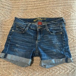 Vintage Arizona mid-waist shorts